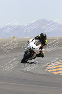 media/May-14-2023-SoCal Trackdays (Sun) [[024eb53b40]]/Turn 12 (1145am)/